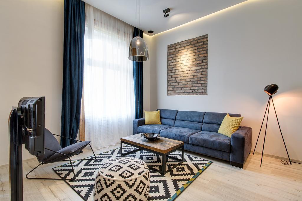 Luxury Apartment By Hi5 -Andrassy Suite Budapest Eksteriør bilde
