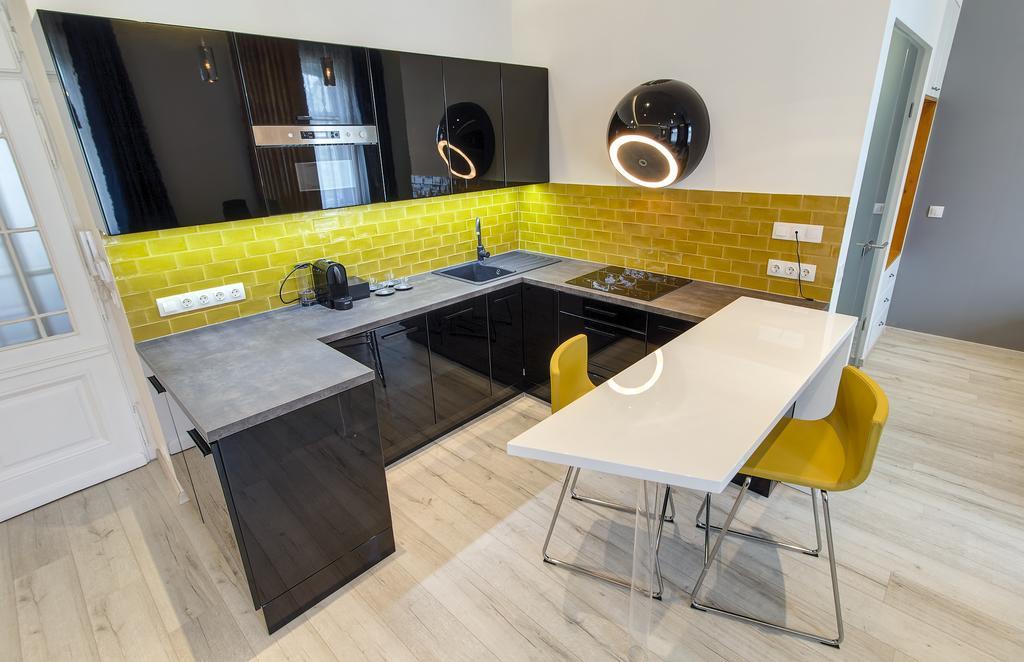 Luxury Apartment By Hi5 -Andrassy Suite Budapest Eksteriør bilde