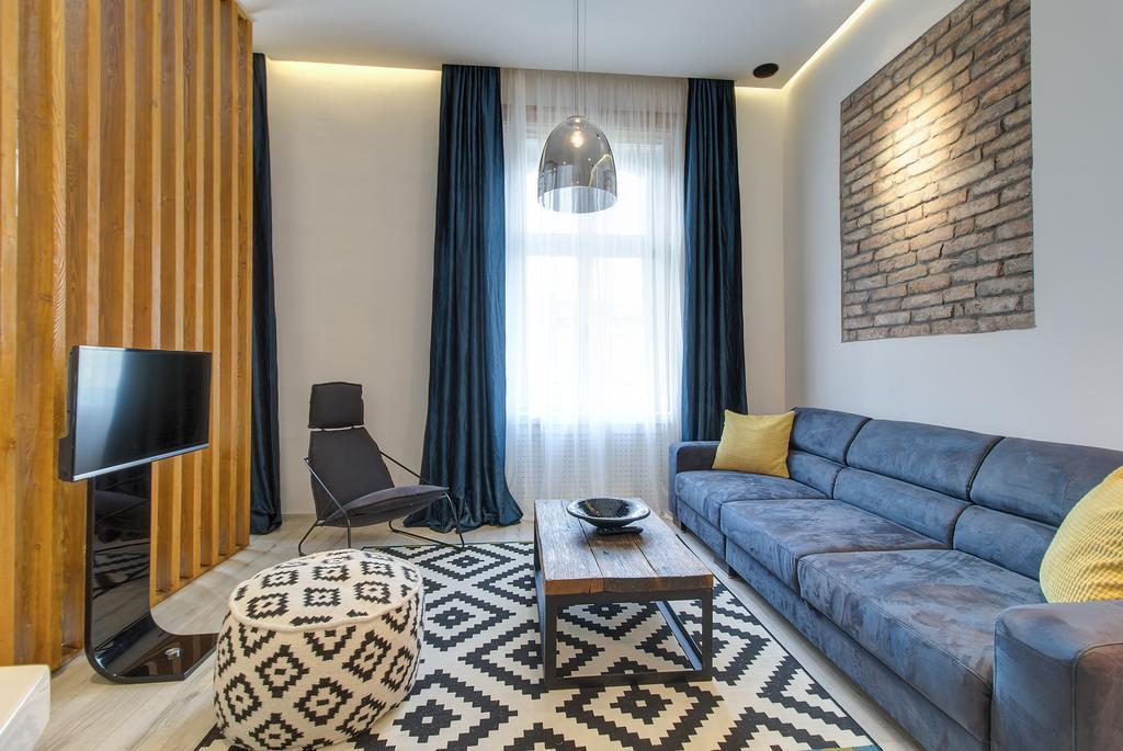 Luxury Apartment By Hi5 -Andrassy Suite Budapest Eksteriør bilde